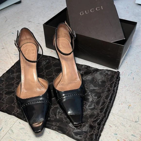SOLD Vintage Gucci Black Patent kitten heel dress shoes size 8.5 - Picture 14 of 17